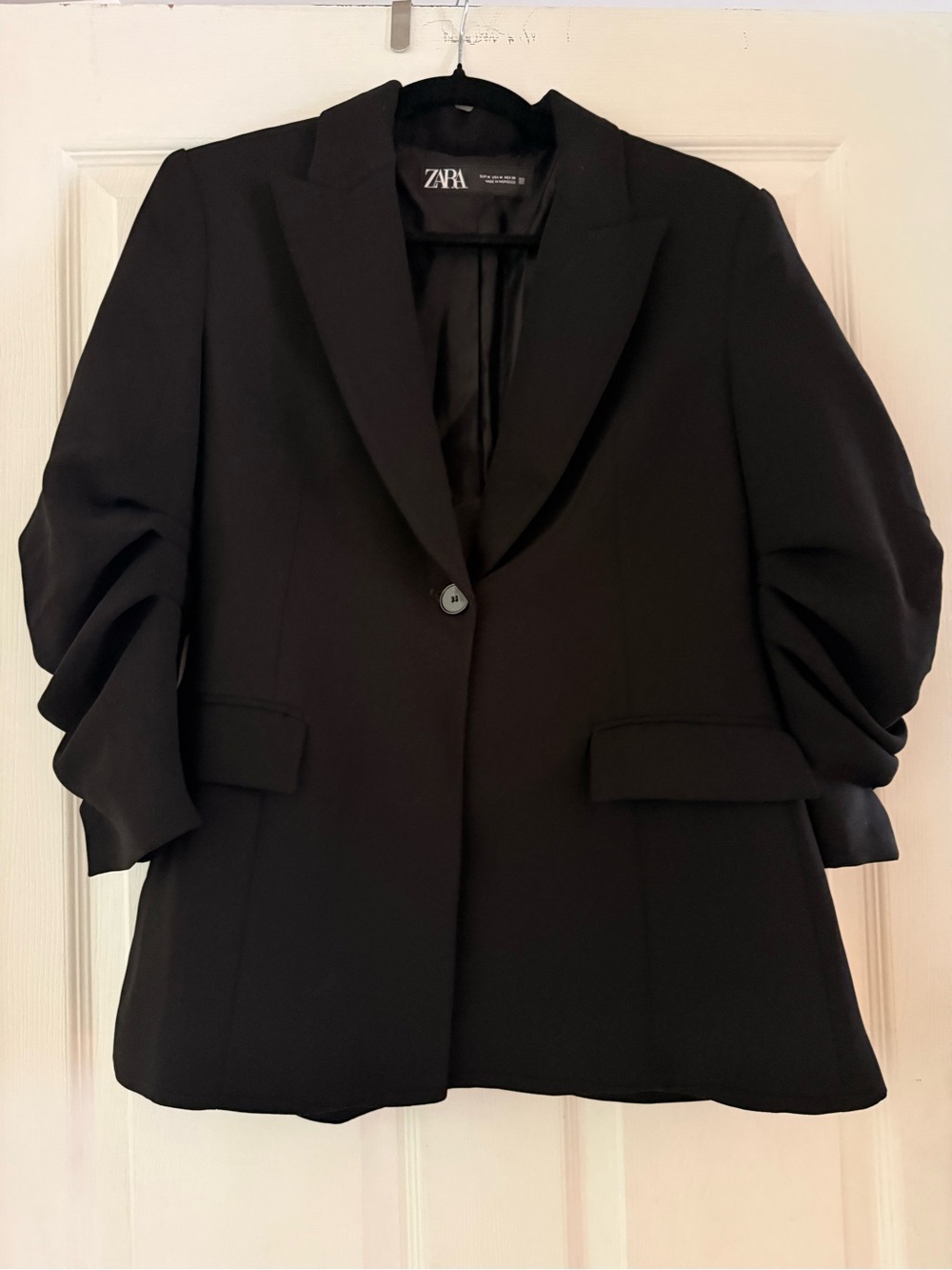 ZARA - Blazer with Rolled Up Sleeves - Black - Size M